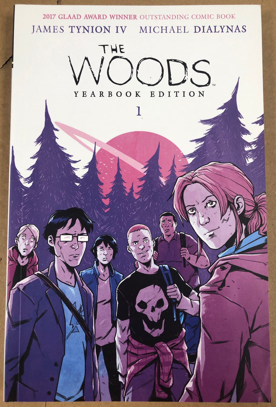 WOODS YEARBOOK EDITION TP VOL 01